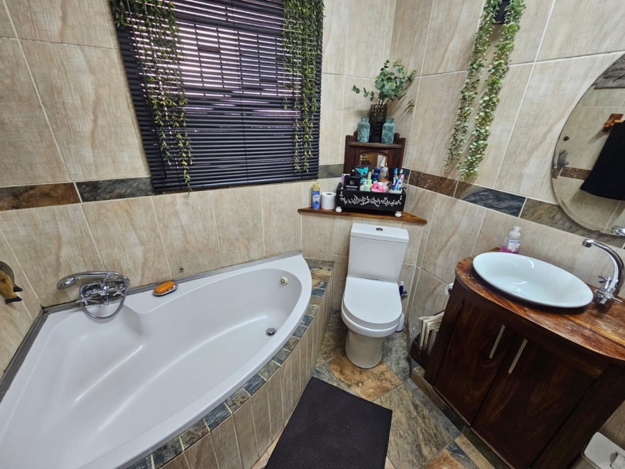 4 Bedroom Property for Sale in Sasolburg Ext 23 Free State